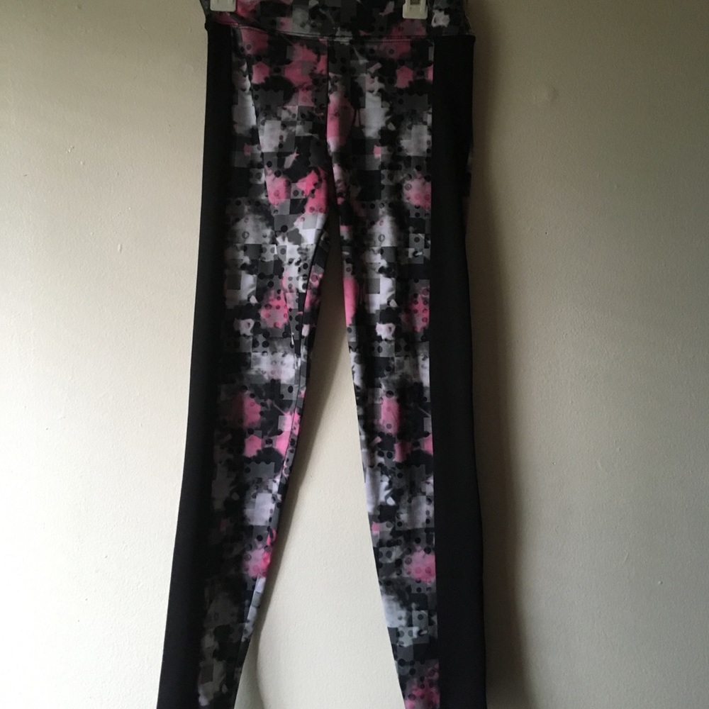 checkered print tights